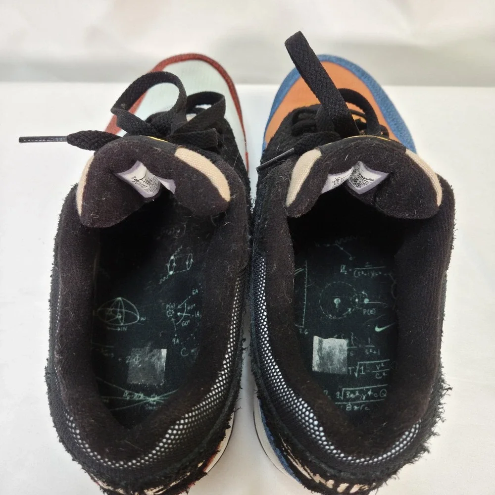 Nike please see